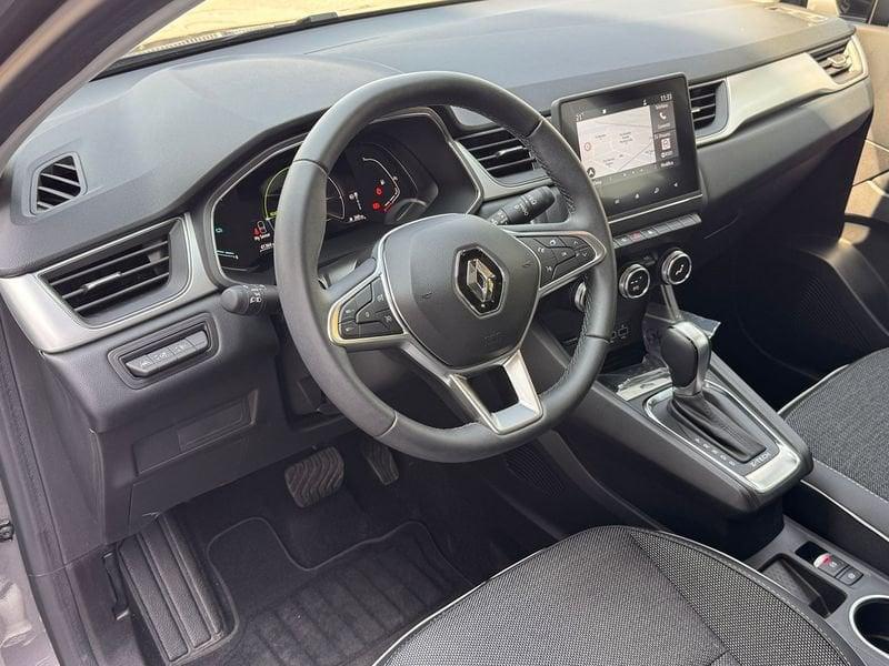 Renault Captur 1.6 E-Tech hybrid Intens 145cv auto