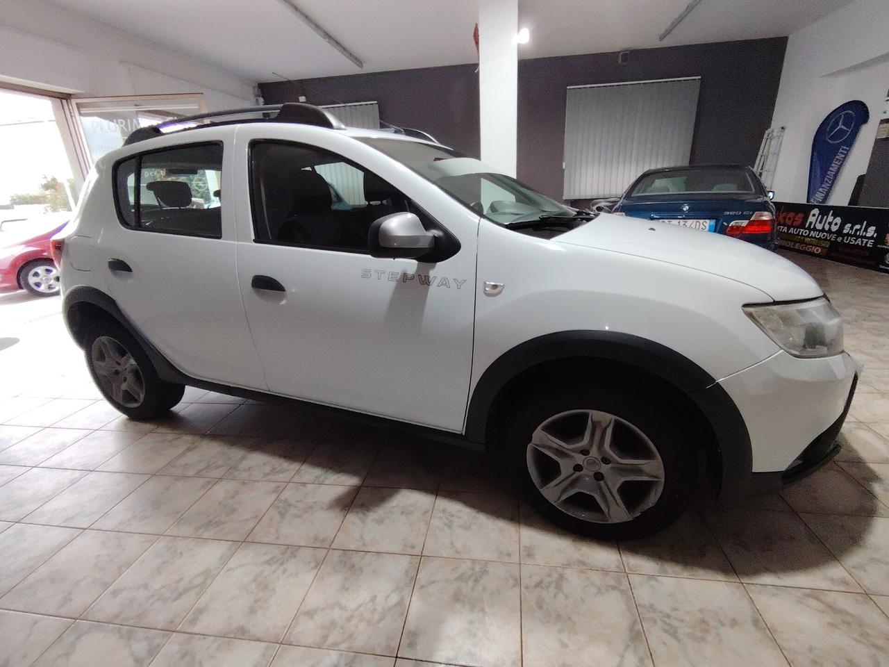 Dacia Sandero 0.9 TCe 12V TurboGPL 90CV Start&Stop Lauréate