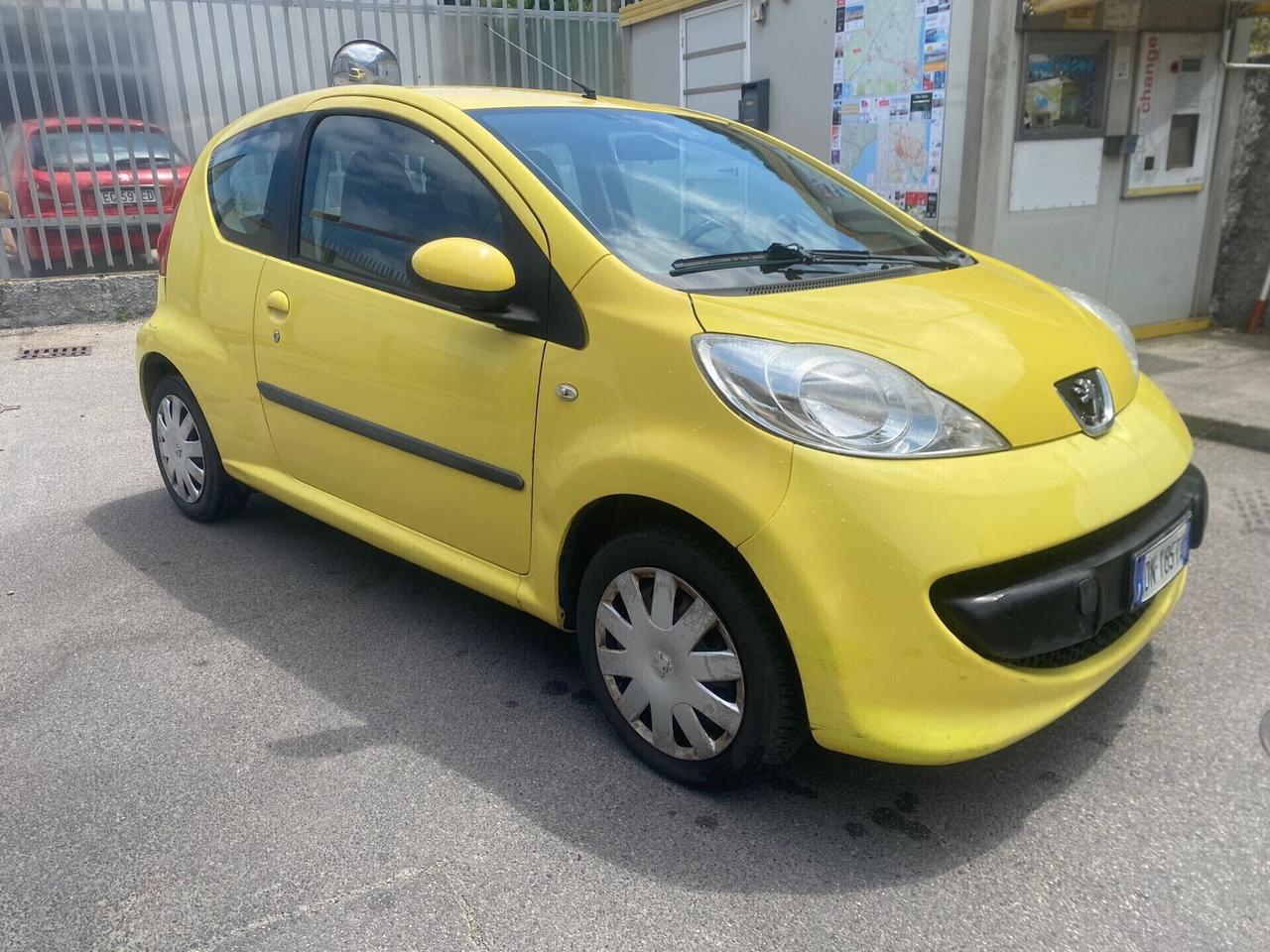 Peugeot 107 1.0 68CV 3p. Plaisir