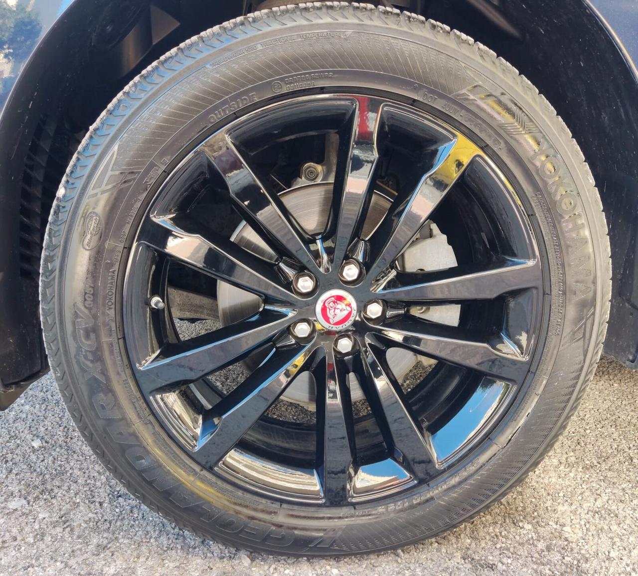 Jaguar F-Pace 2.0 D 180 CV AWD aut. Portfolio