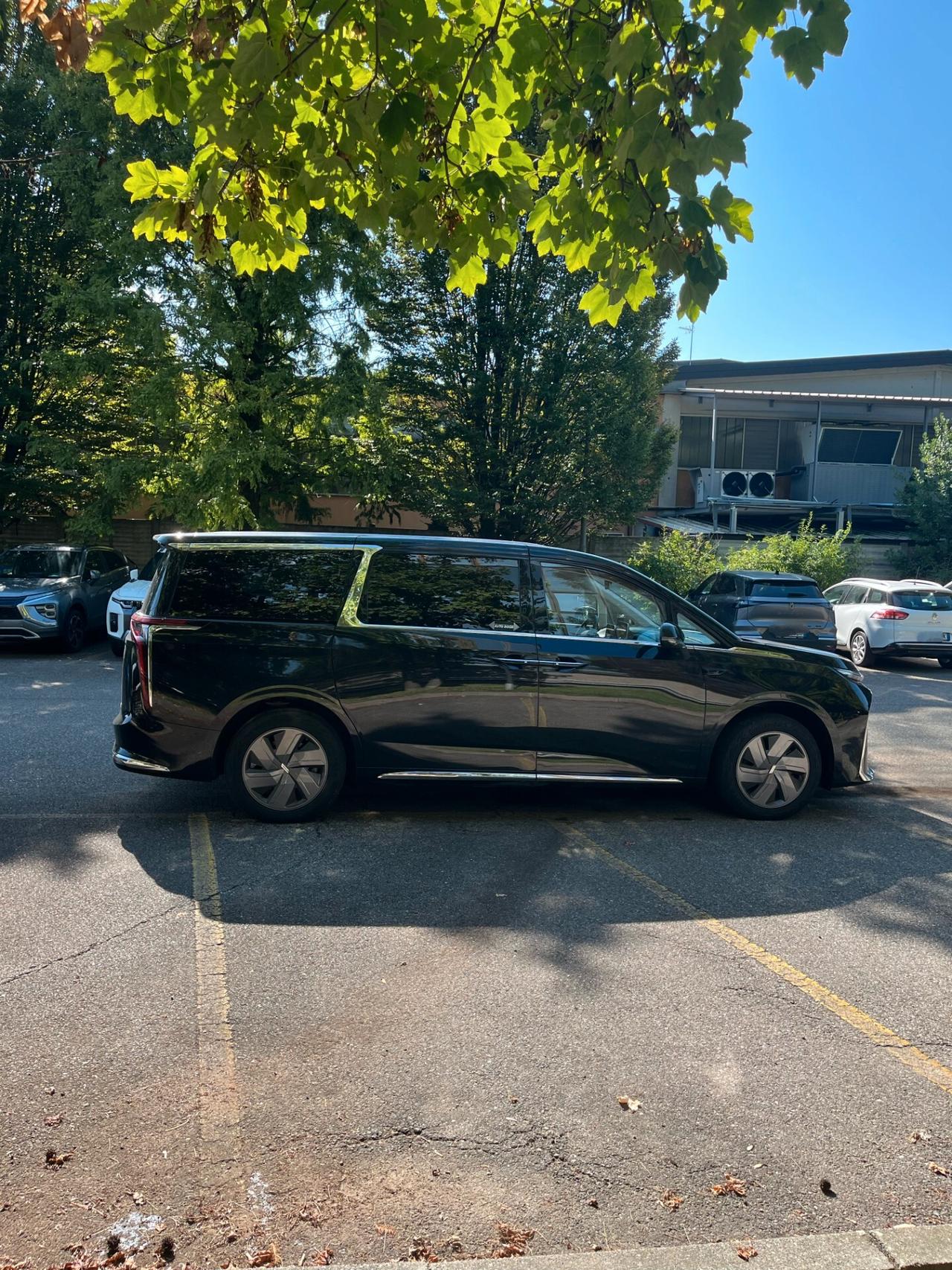 Maxus MIFA 9 Premium 90 kWh