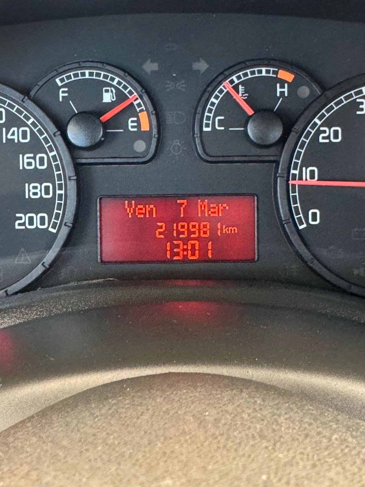 Fiat Doblò 1.9MJ 120CV trasporto disabili pedana idraulica