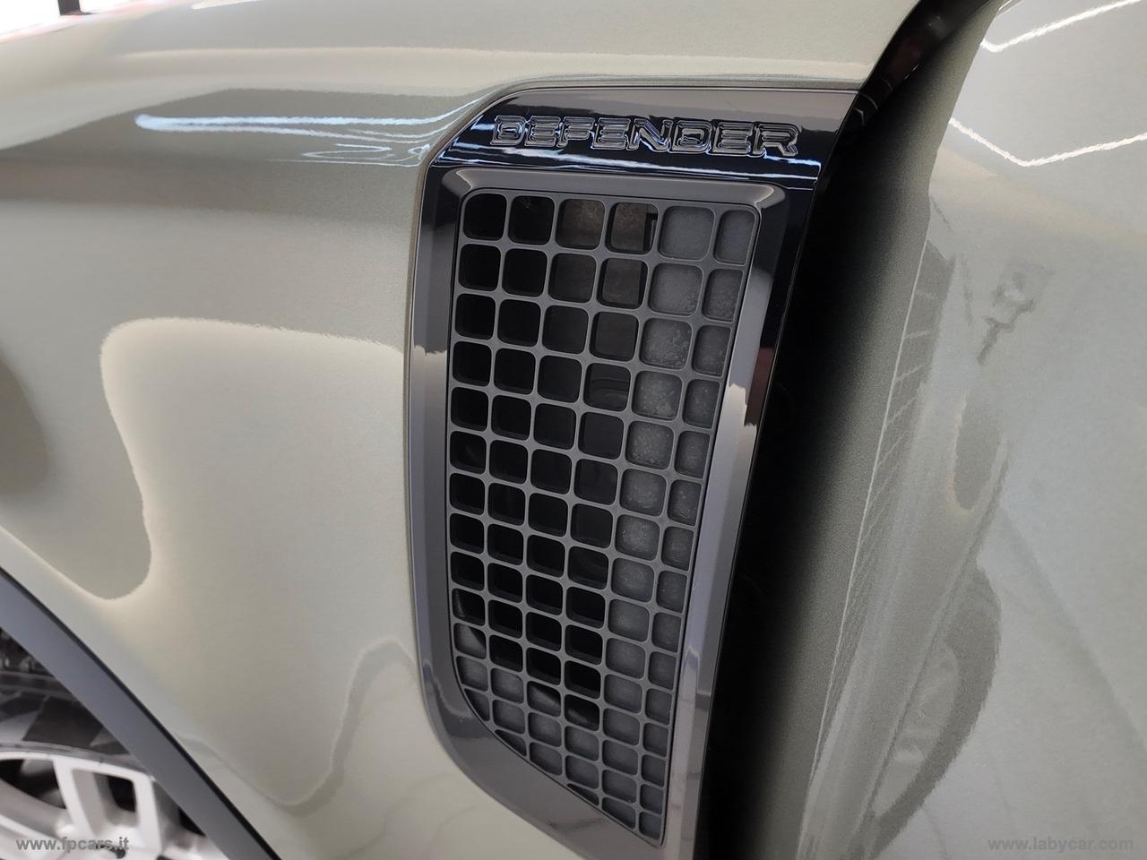 LAND ROVER Defender 90 3.0D I6 200 CV X-Dynamic SE