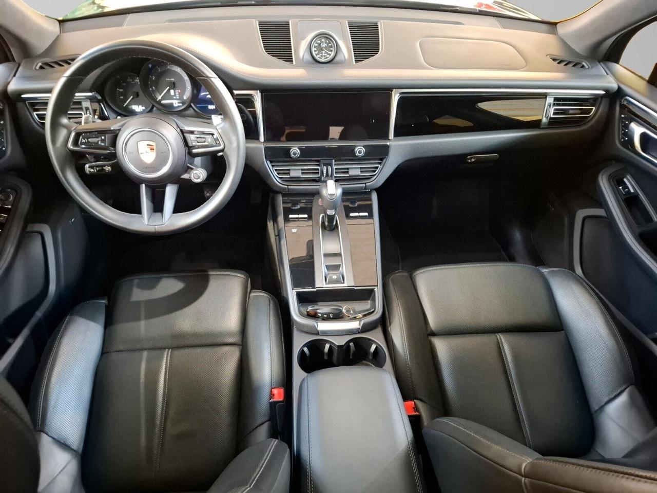 Porsche Macan 2.0 T PDK FULL OPTIONALS NOLEGGIO lungo termine