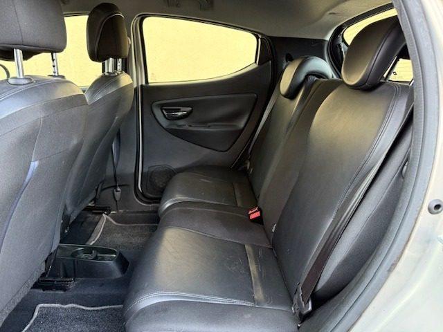 LANCIA Ypsilon 0.9 TwinAir 85 CV 5 porte S&S Platinum
