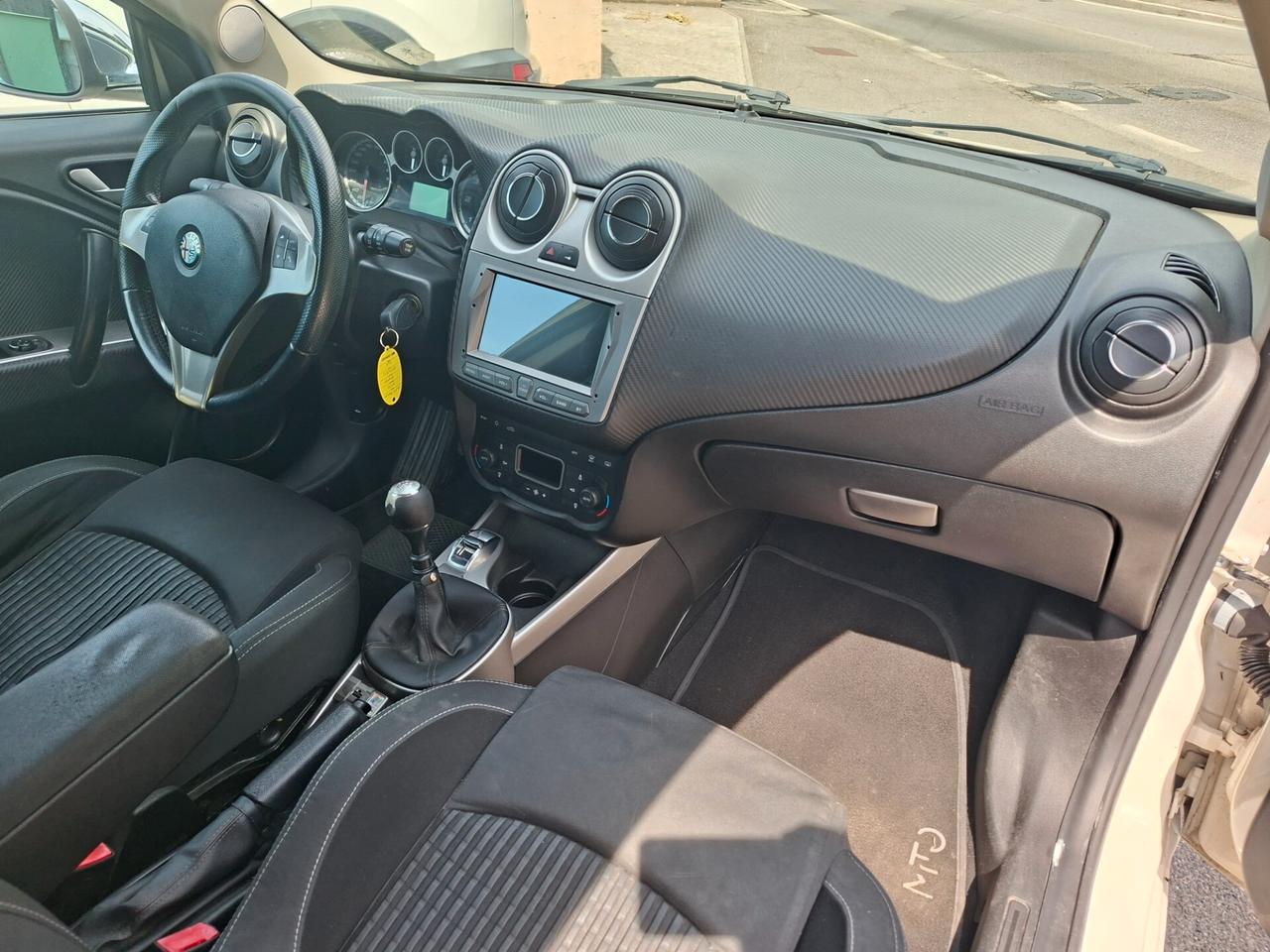 Alfa Romeo MiTo 1.3 MJT DA NEOPATENTATI / EURO 5B
