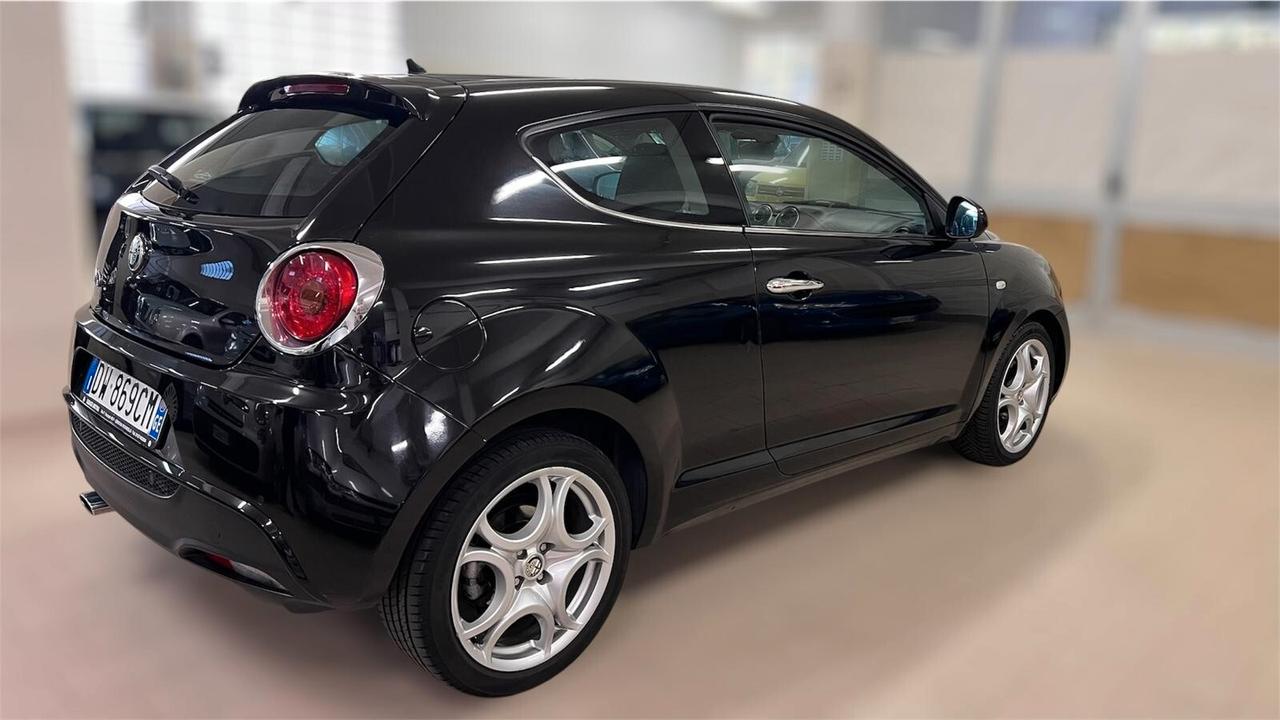 Alfa Romeo MiTo 1.3 JTDm 16V 90 CV Distinctive Sport Pack