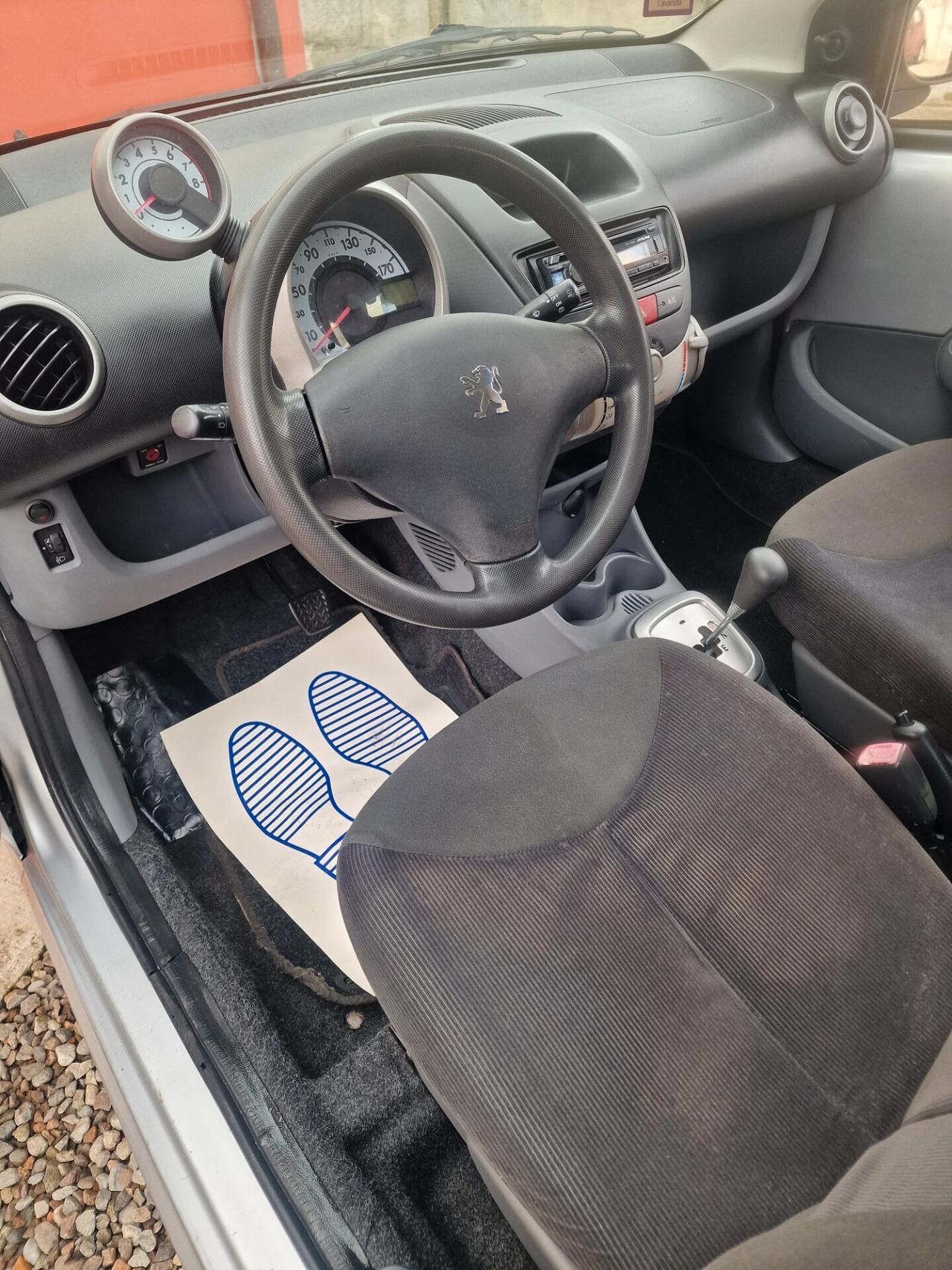 Peugeot 107 1.0 68CV 5p. Plaisir 2Tronic