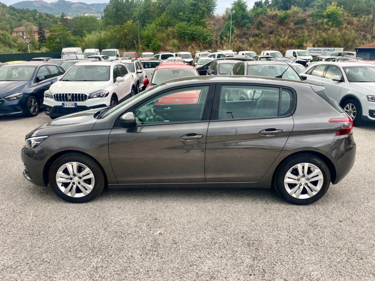 Peugeot 308 BlueHDi 130cv 6m 2021