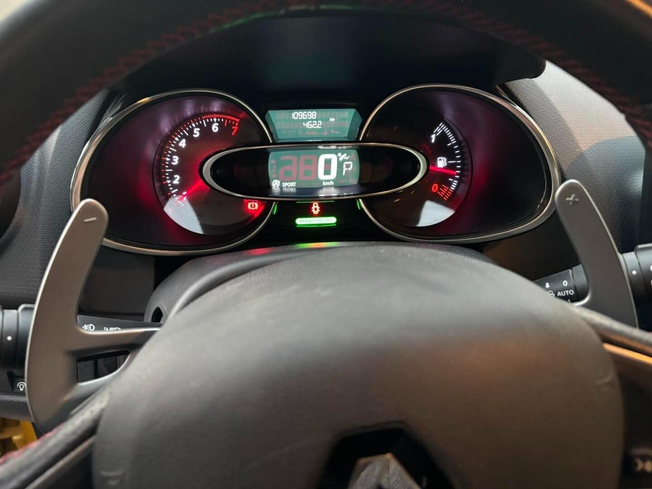 Renault Clio TCe 220CV EDC Energy R.S. Trophy