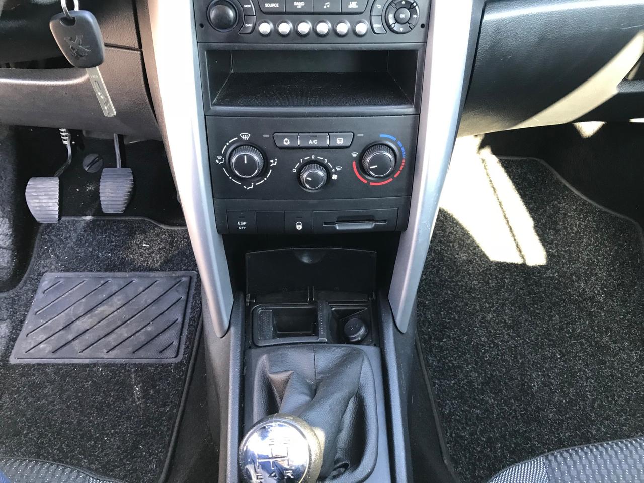 Peugeot 207 1.6 8V HDi 112CV SW Ciel Allure auto pari al nuovo