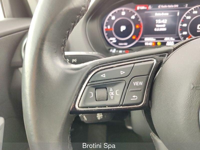 Audi Q2 2.0 30 TDI ADMIRED S TRONIC