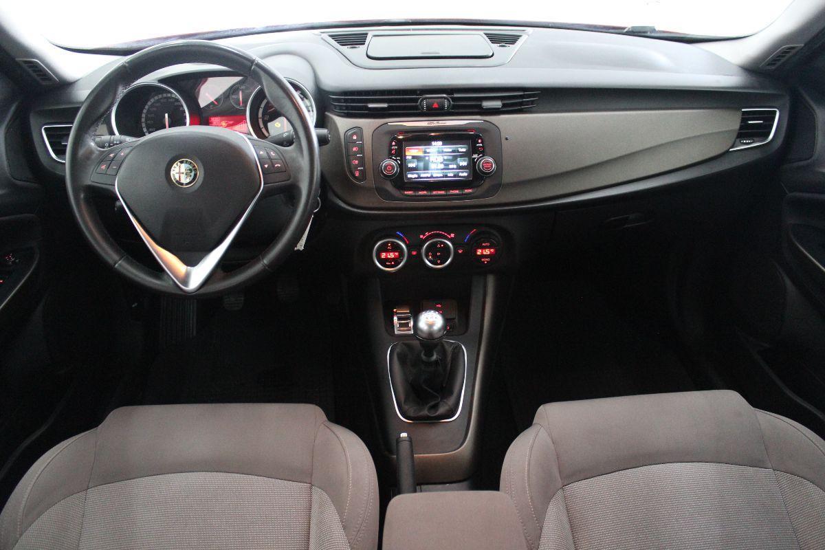 ALFA ROMEO - Giulietta - 1.6 JTDm-2 105 CV Distinctive
