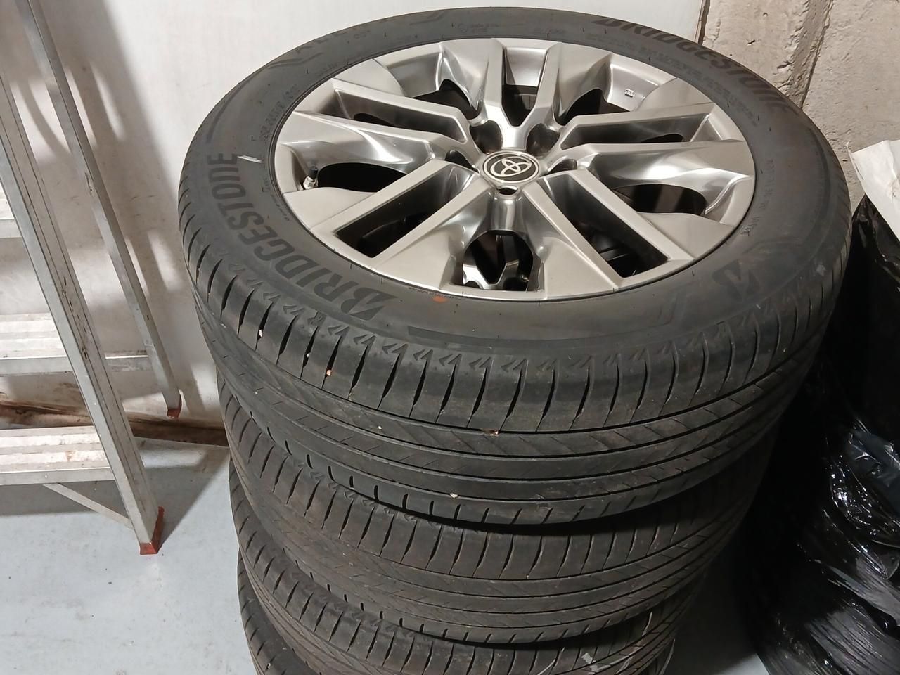 Toyota RAV 4 RAV4 2.5 HV (222CV) E-CVT AWD-i Lounge