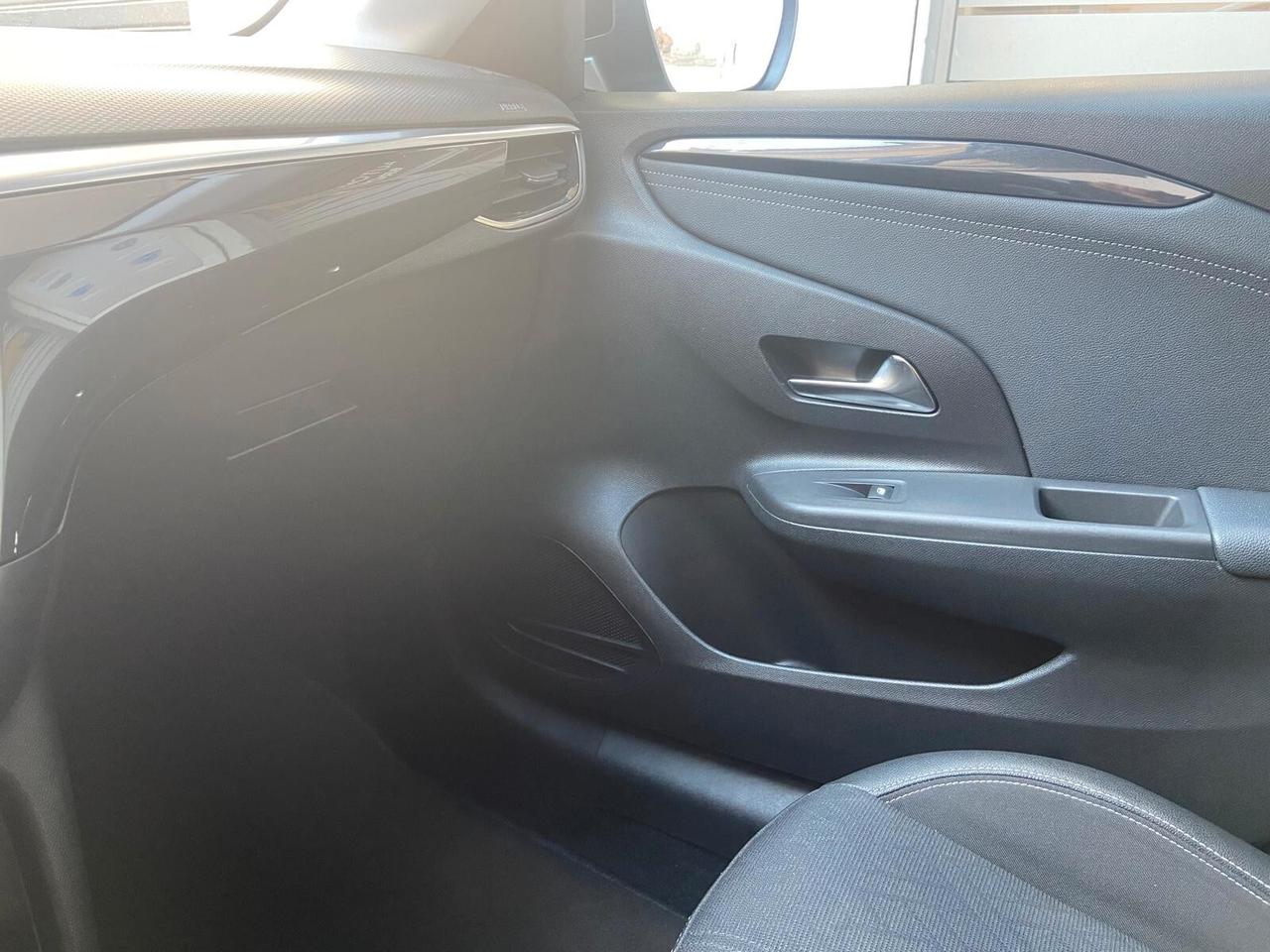 Opel Corsa 1.2 100 CV Elegance