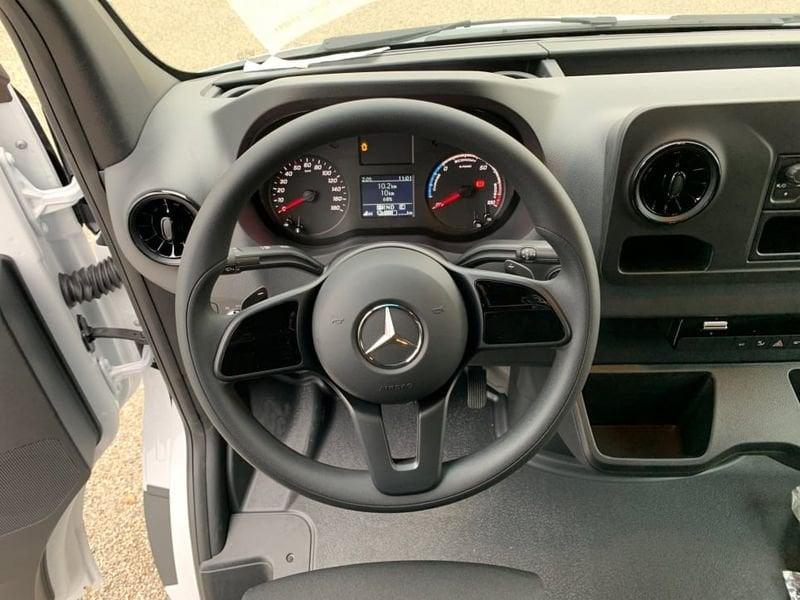 Mercedes-Benz eSprinter e Sprinter Furgone