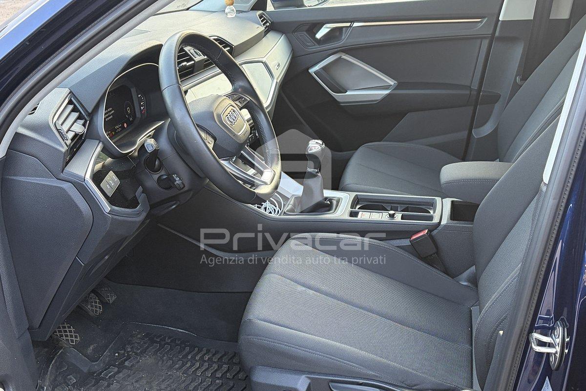 AUDI Q3 SPB 35 TFSI Business Plus