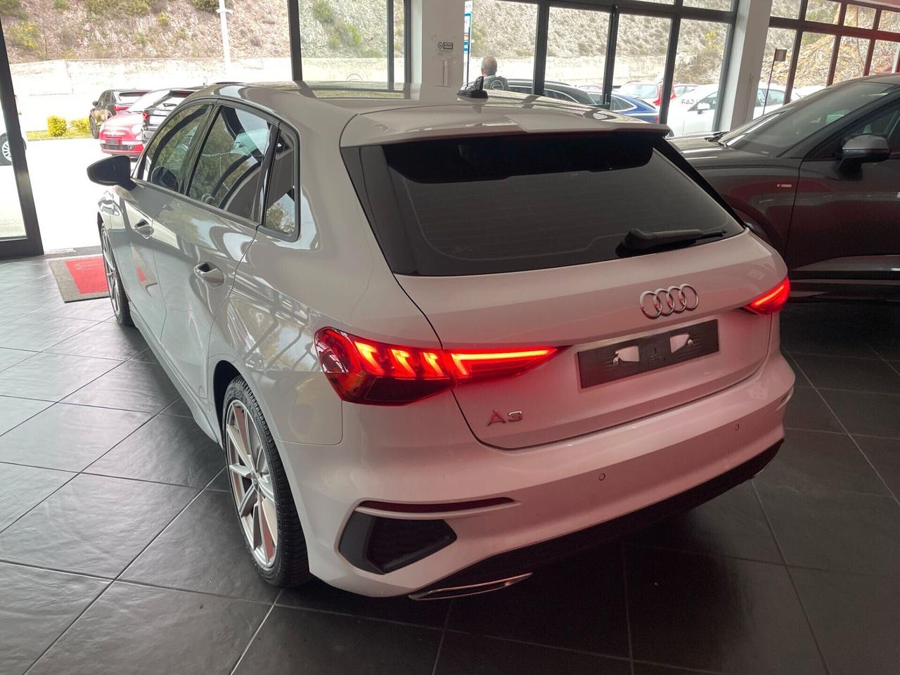 AUDI A3 SPB 35tdi S TRONIC S LINE 150cv.