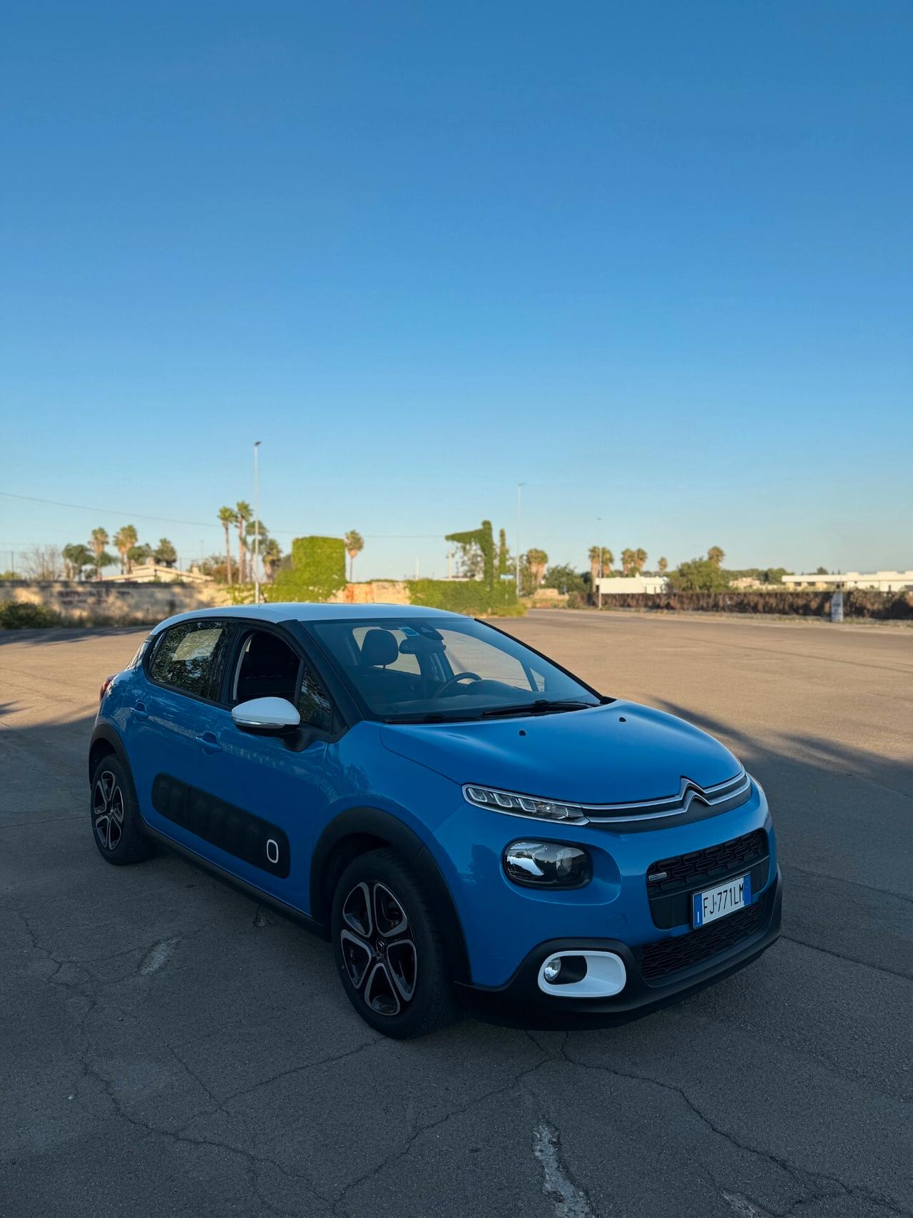 Citroen C3 PureTech 82 GPL Shine