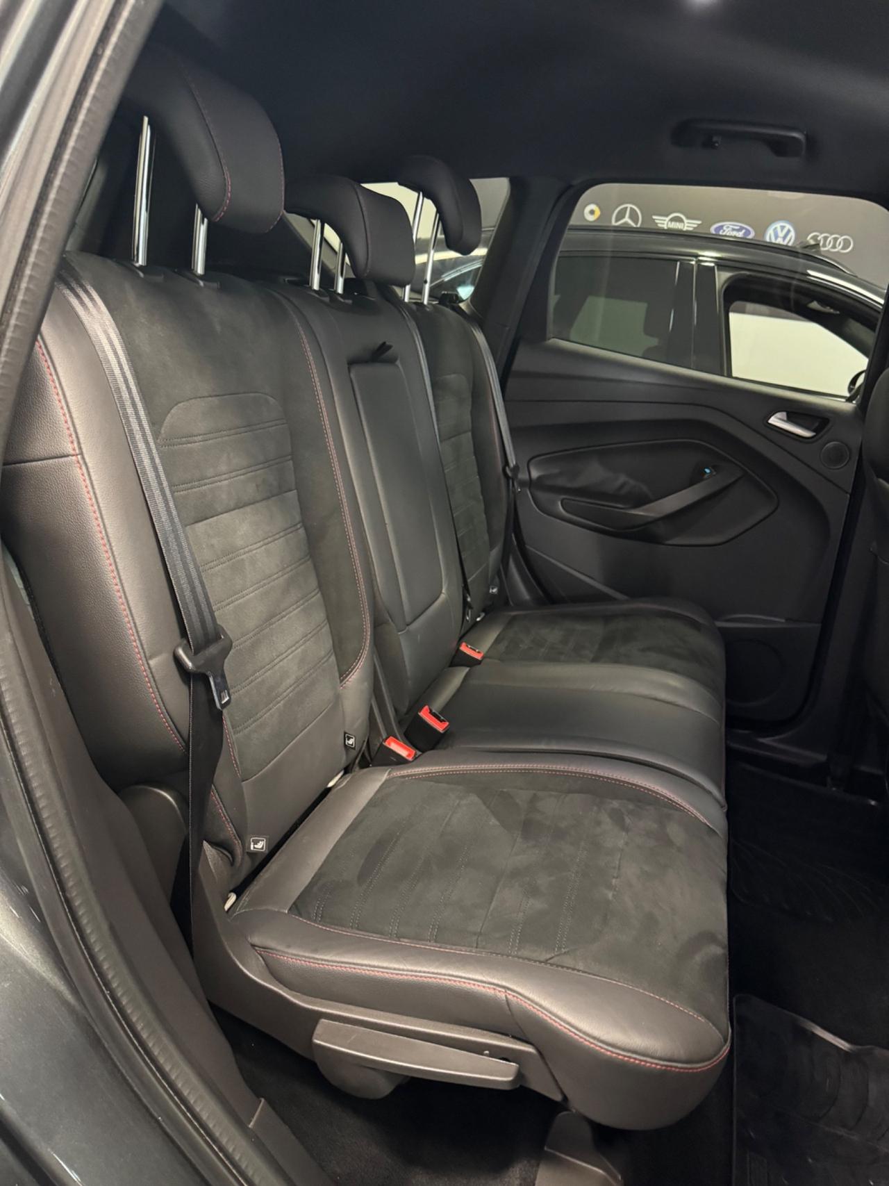 Ford Kuga 1.5 TDCI 120 CV ST-Line Finanziabile