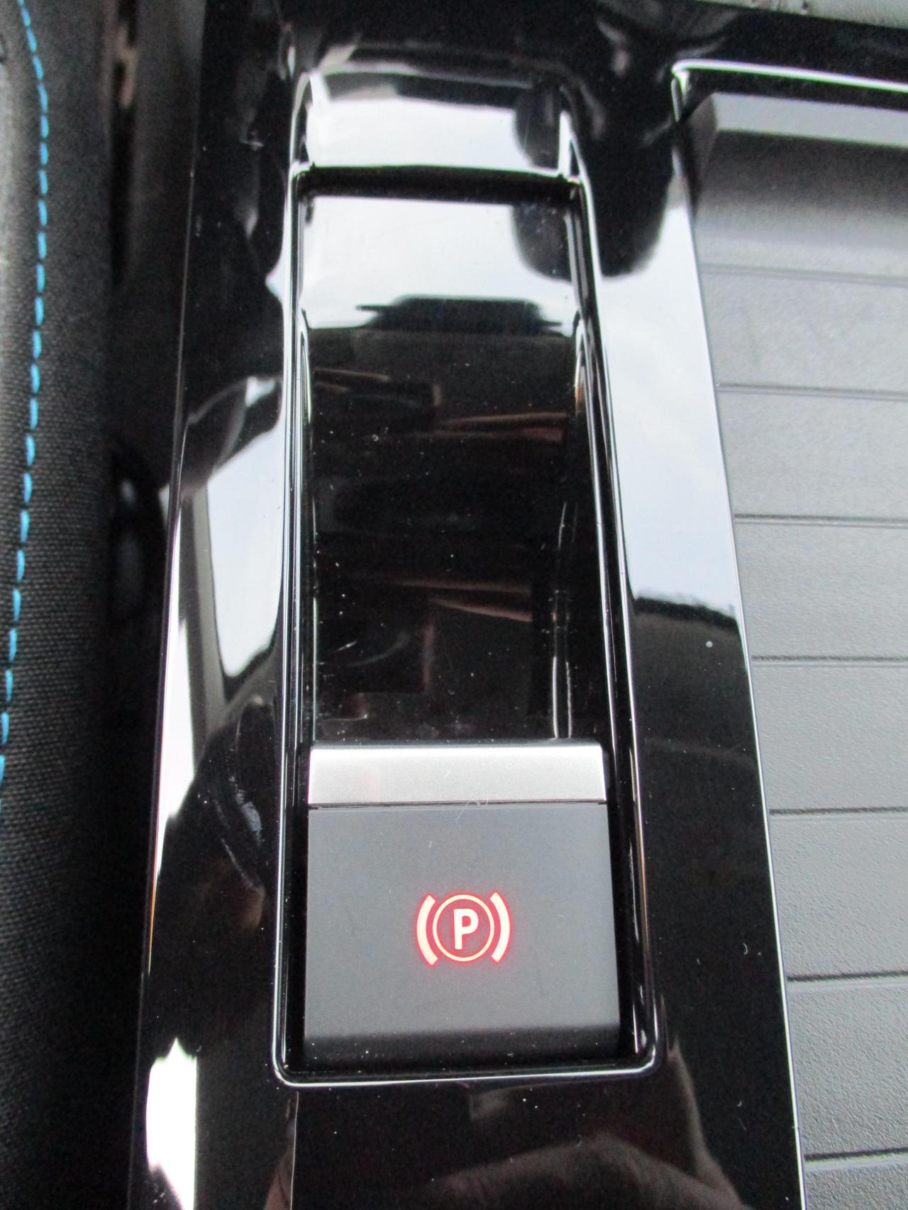 Citroen C4 1.2 puretech Plus s&s 130cv