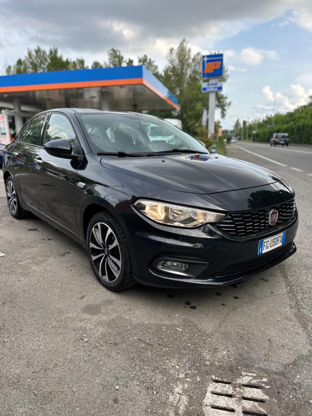 Fiat Tipo 1.6 Mjt 4 porte Lounge