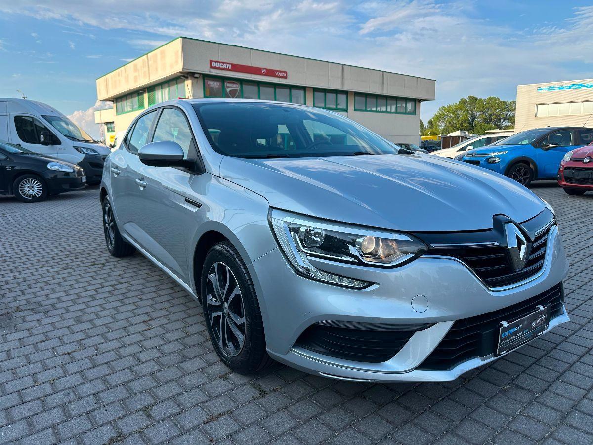 RENAULT - MÃ©gane - TCe Energy Zen