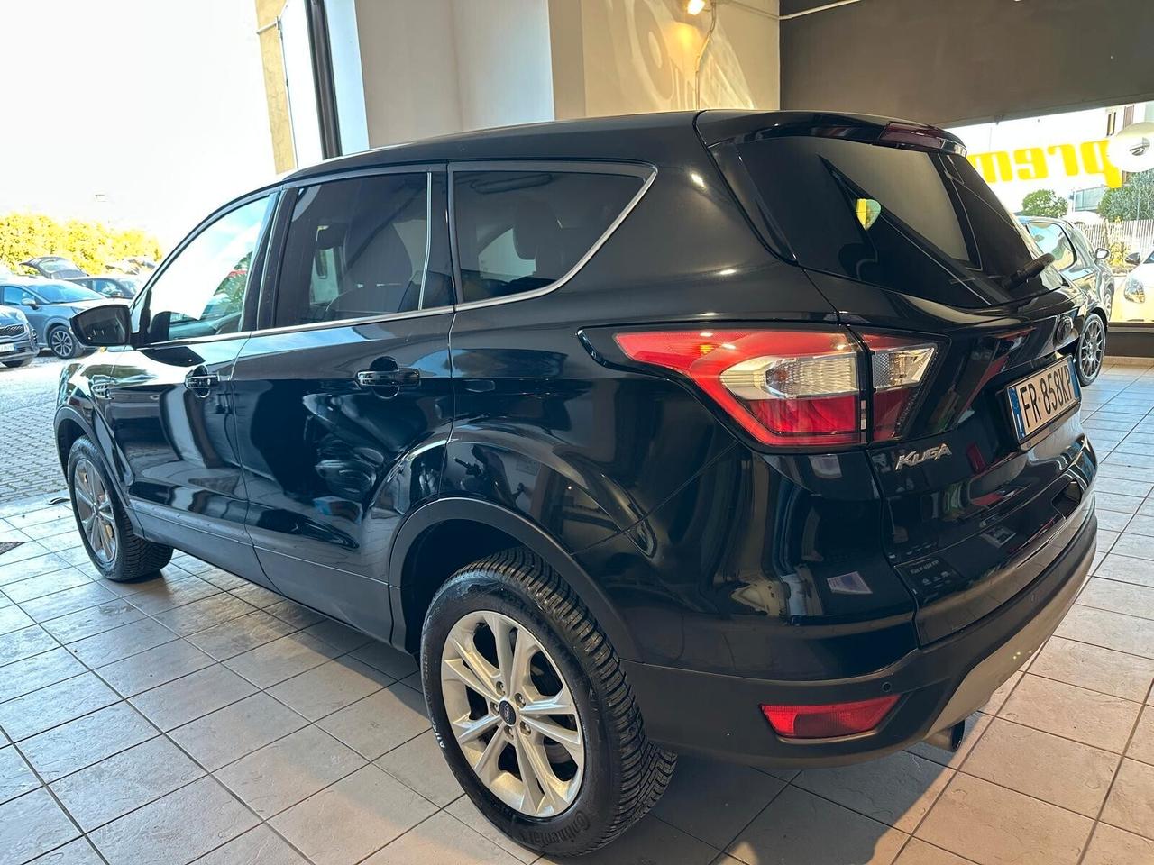 Ford Kuga 1.5 TDCI 120 CV S&S 2WD Titanium