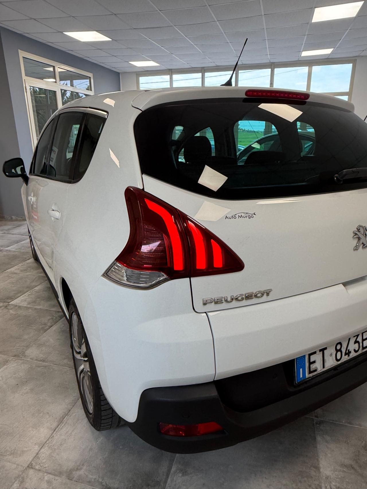 Peugeot 3008 1.6 HDi 115CV Allure