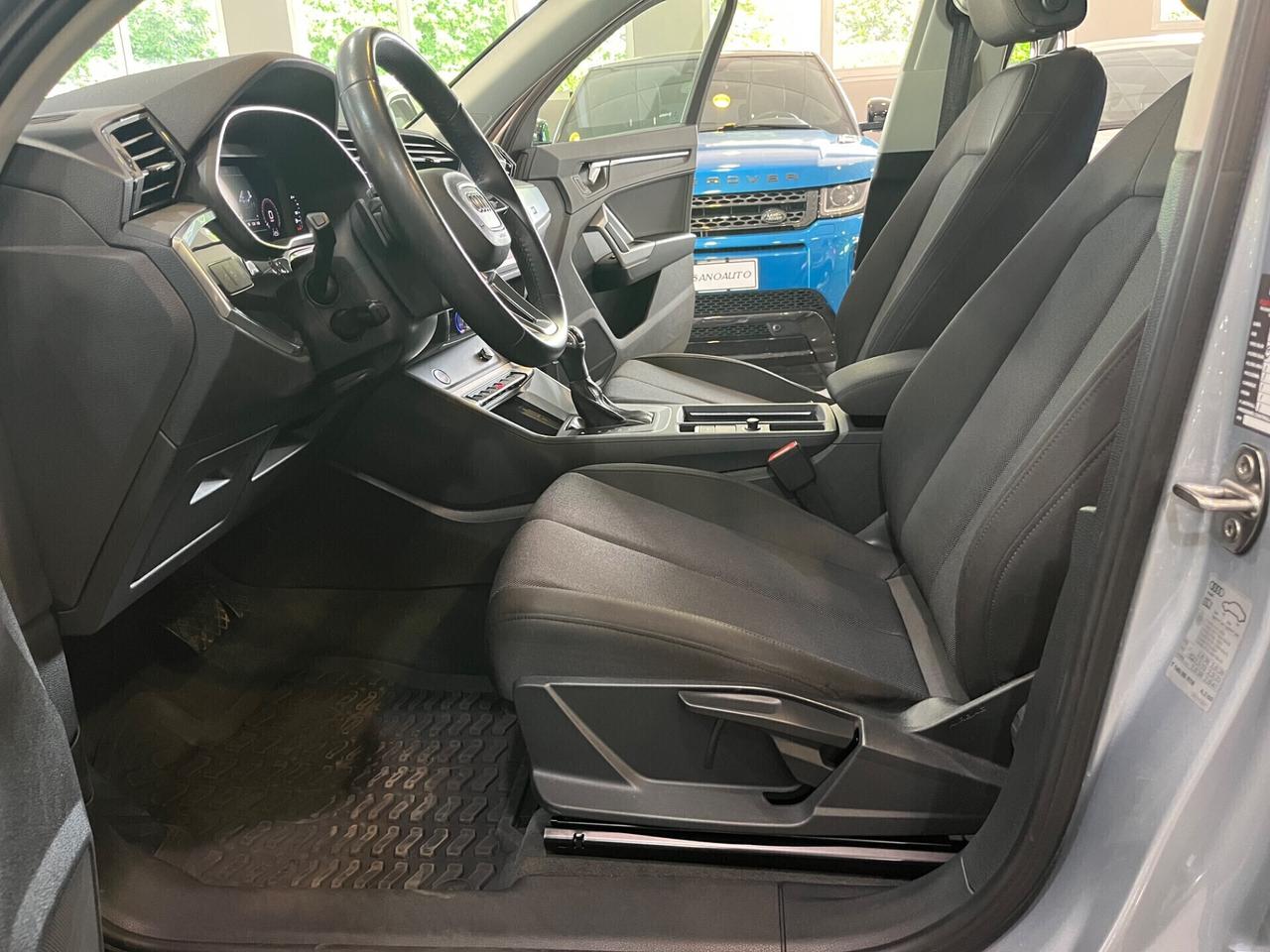 Audi Q3 35 2.0 tdi Business s-tronic 92.000 KM!!