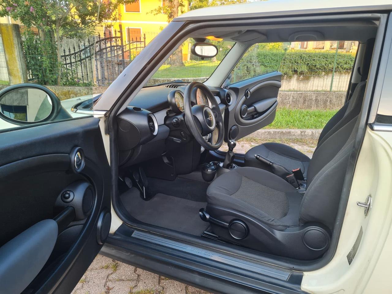 Mini One 1.4i 16V Ray OK NEOPATENTATI
