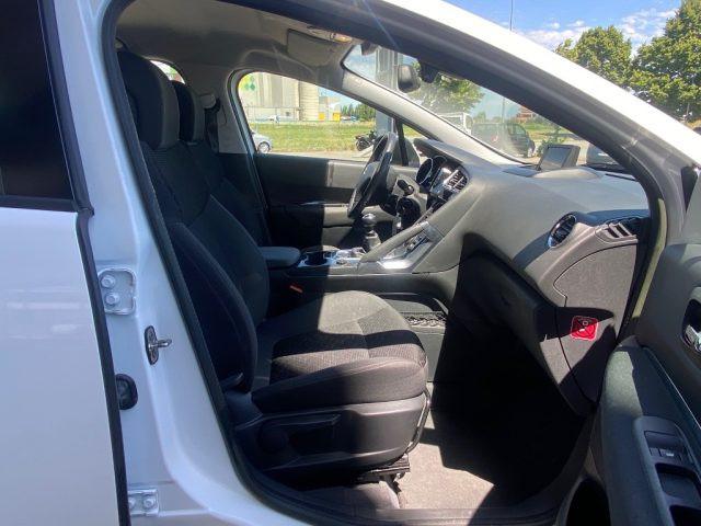 PEUGEOT 3008 1.6 HDi 115CV Active