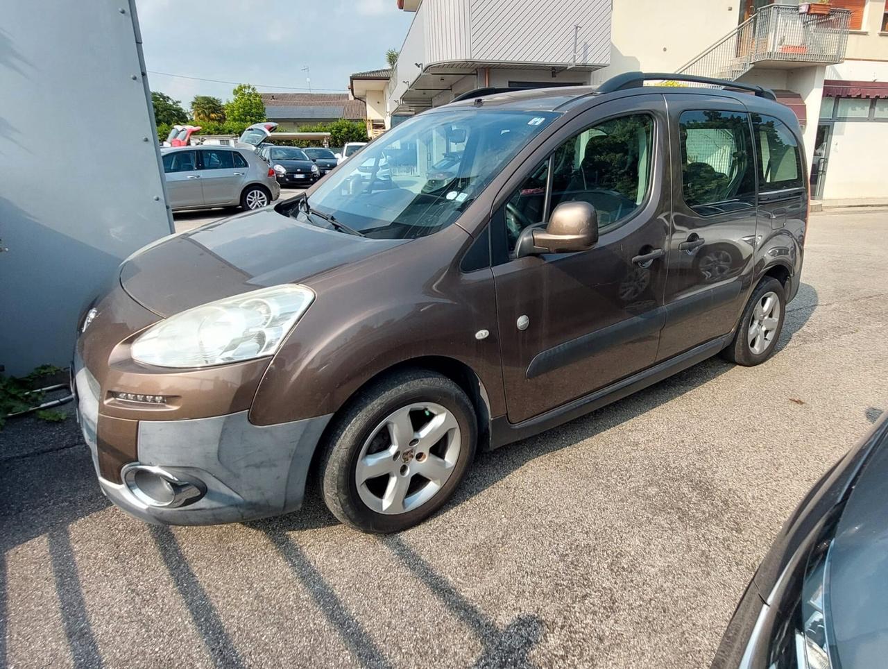 Peugeot Partner 1.6 Diesel 7 posti Neopatentati