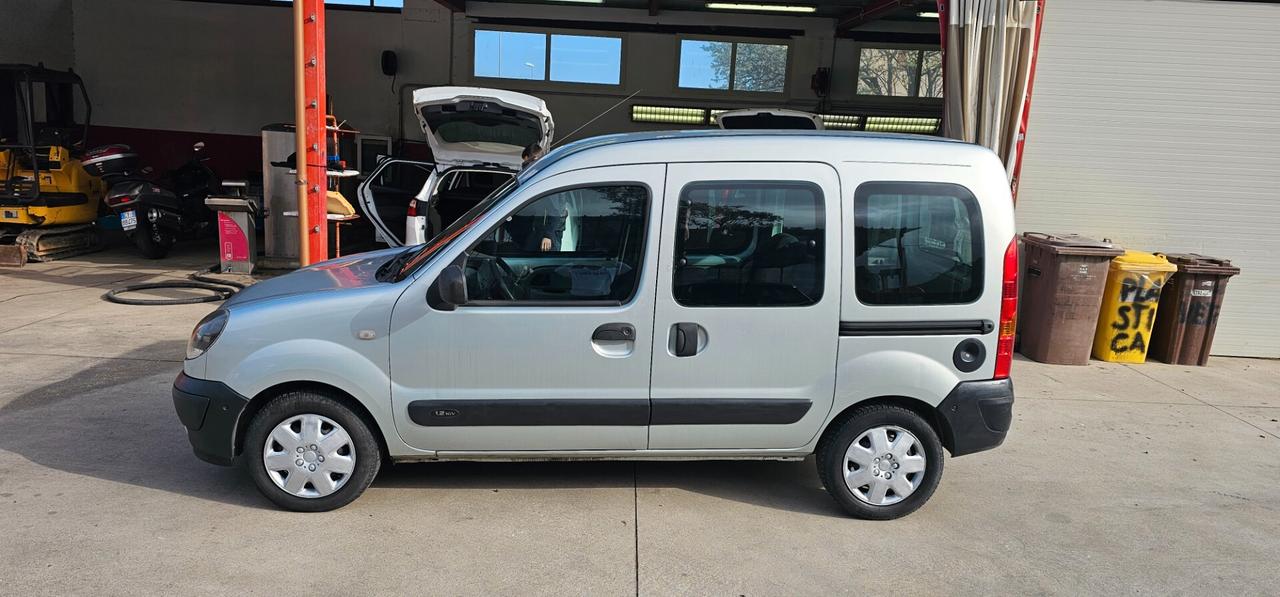 Renault Kangoo 1.2 16V 5p. Confort