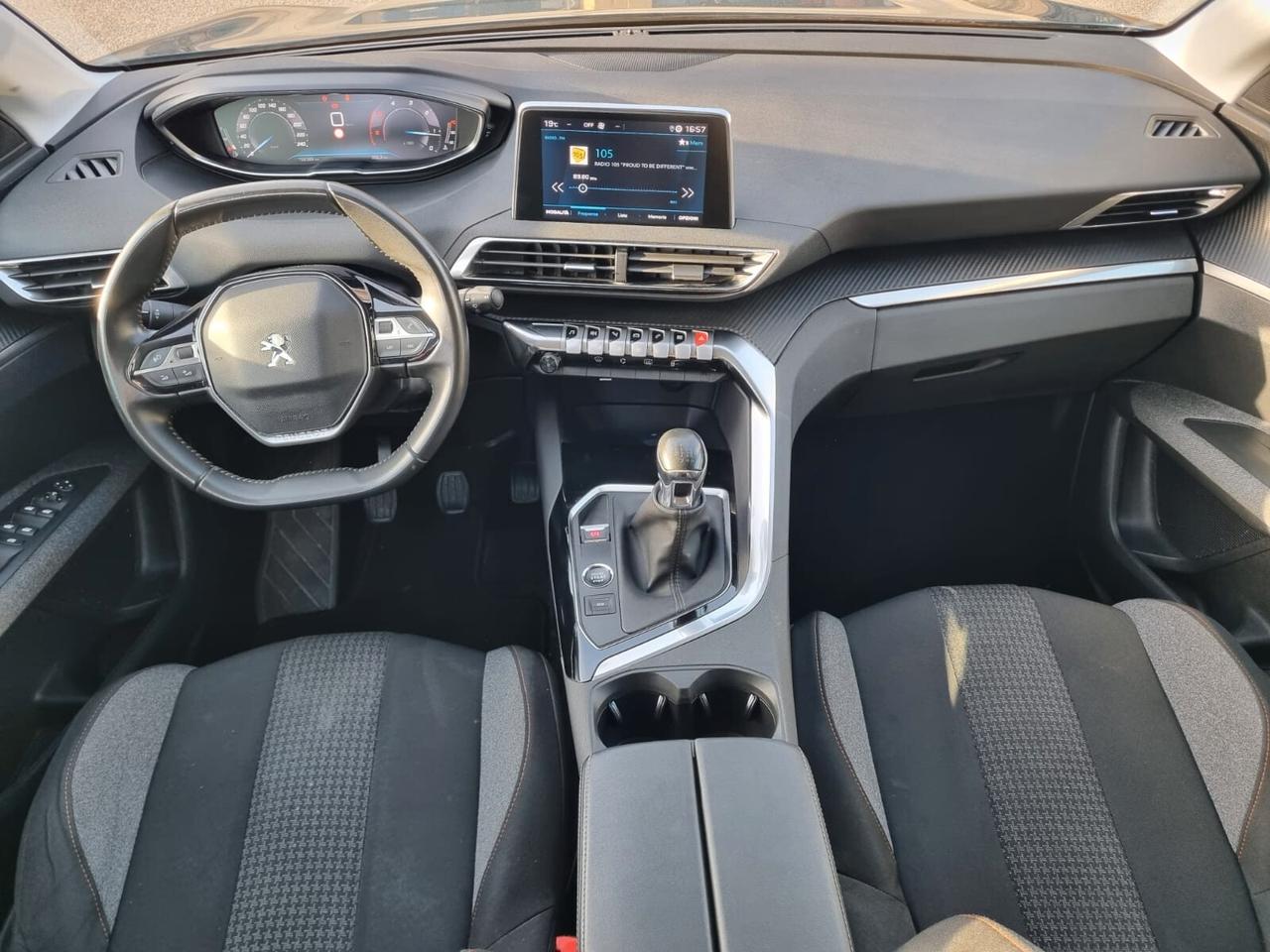 Peugeot 3008 BlueHDi 130 S&S Business