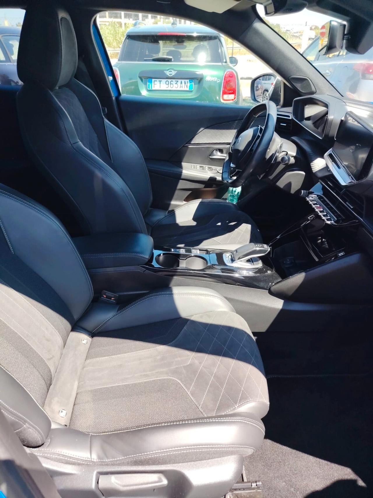 Peugeot 2008 2022 - 1.5DCI 130CV GT LB AUTOMOBILI
