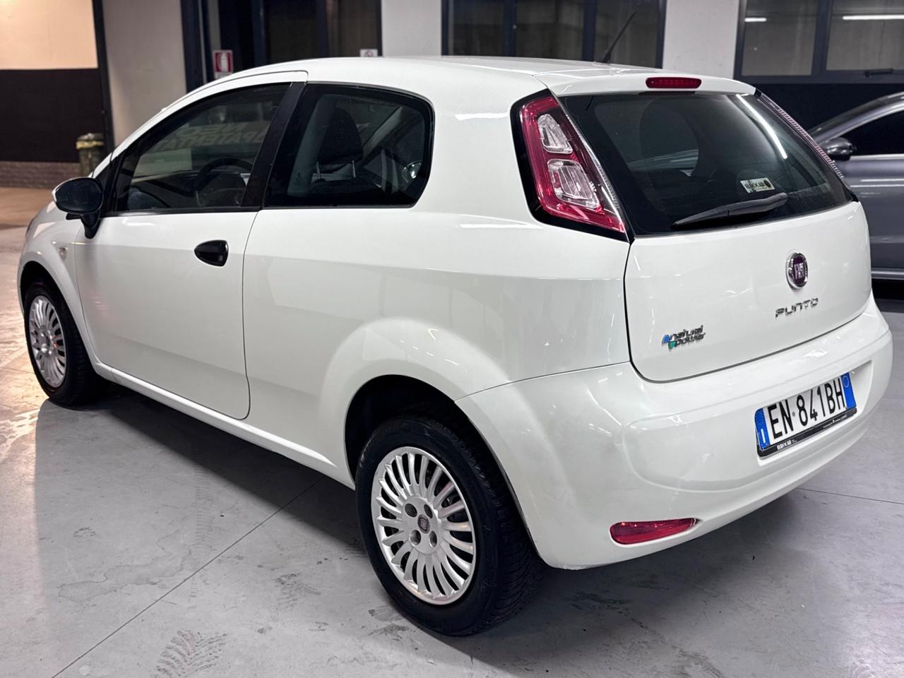 Fiat Grande Punto 1.4 Benzina metano 77cv - 2013
