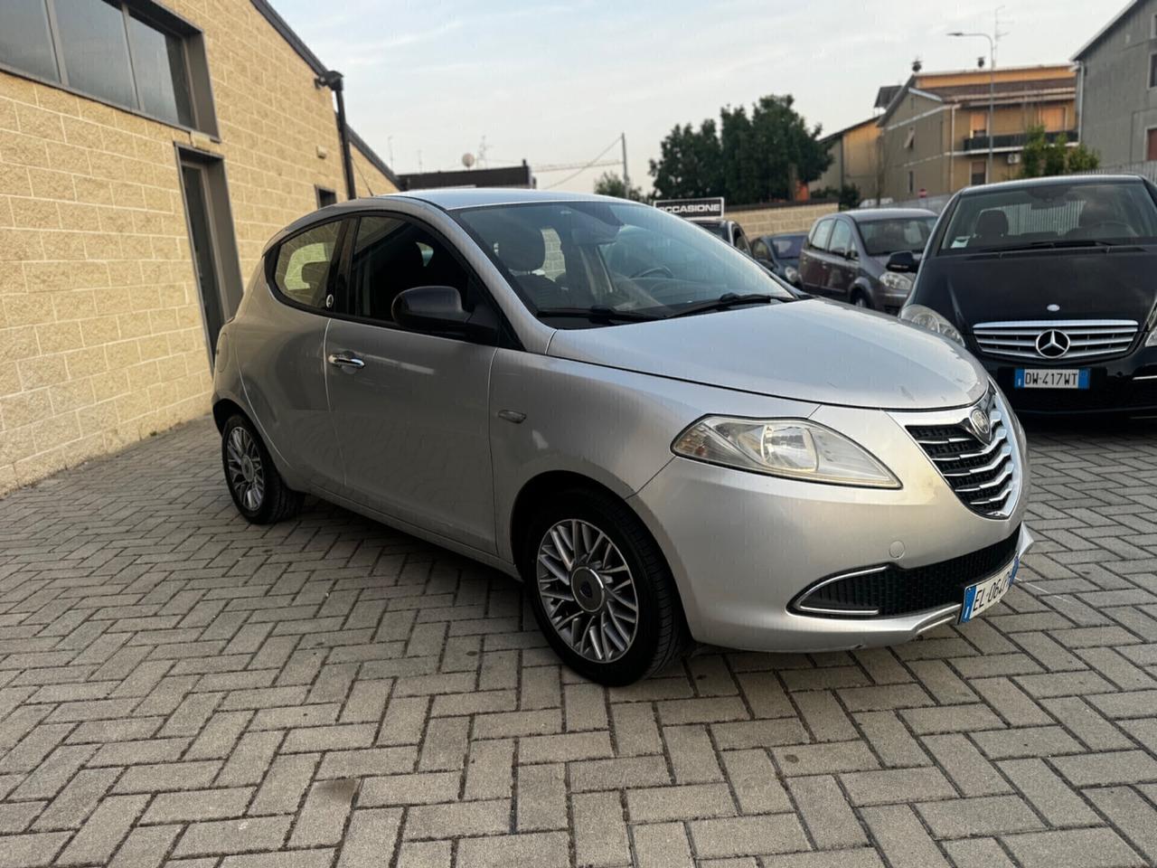 Lancia Ypsilon 1.2 69 CV 5 porte GPL Ecochic Platinum