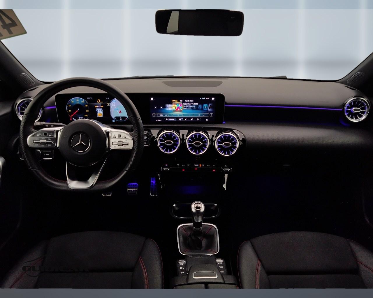 Mercedes-Benz Classe A - W177 2018 - A 180 d Premium