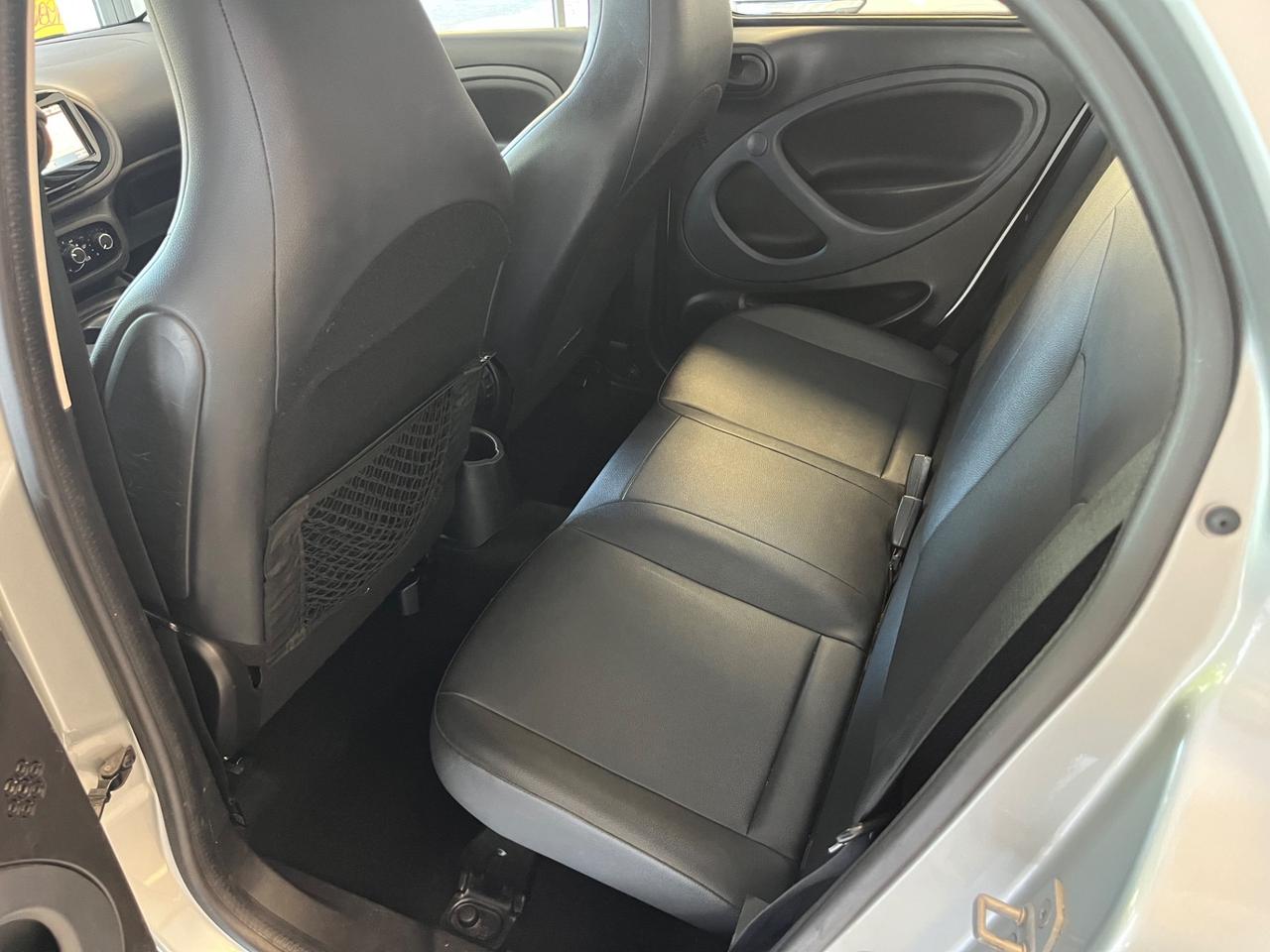 Smart ForFour 70 1.0 Prime pelle/navigatore/led!!