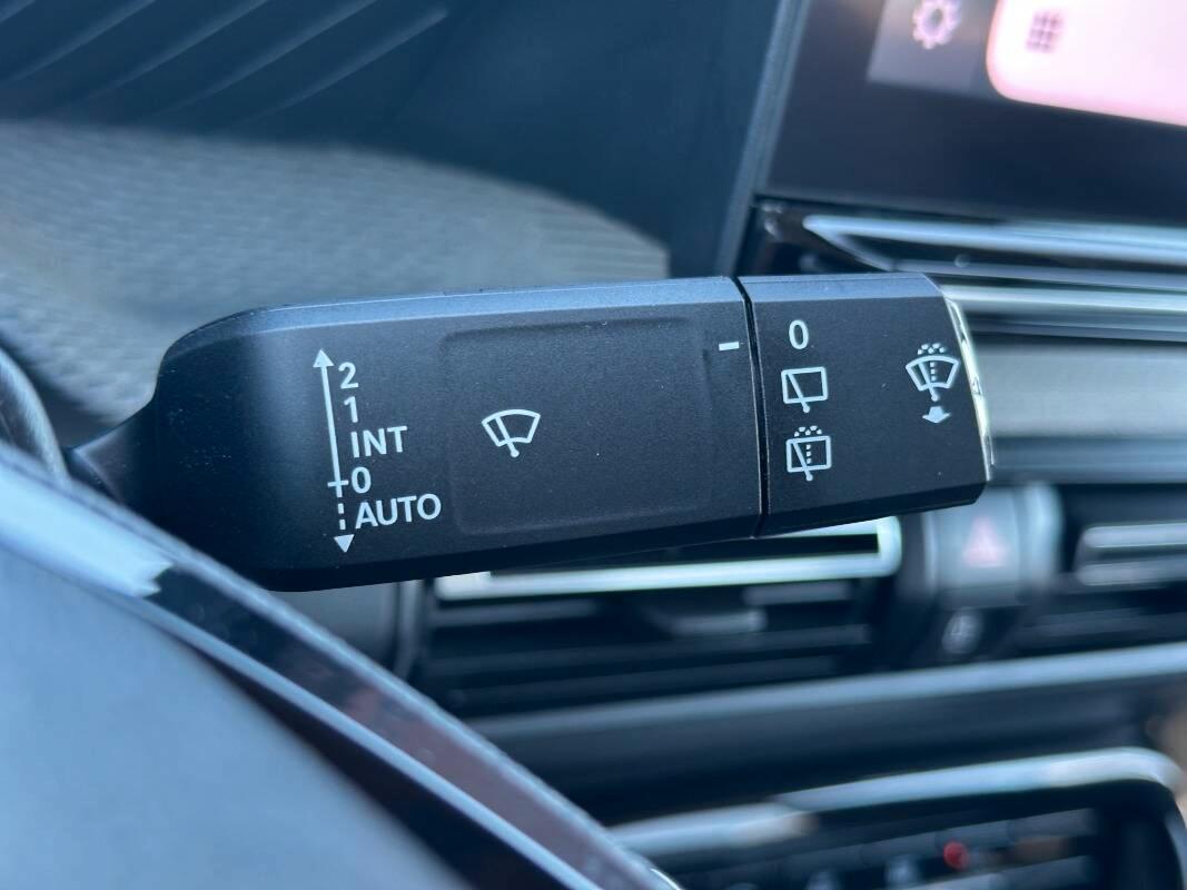 Citroen C3 1.2 puretech turbo Max 100cv con TELECAM E CARPLAY