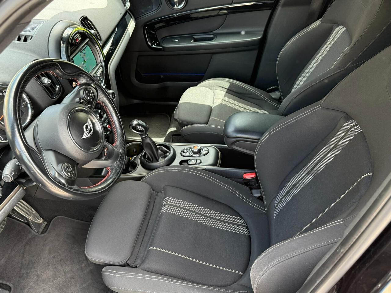 Mini 2.0 Cooper SD Hype Countryman Automatica