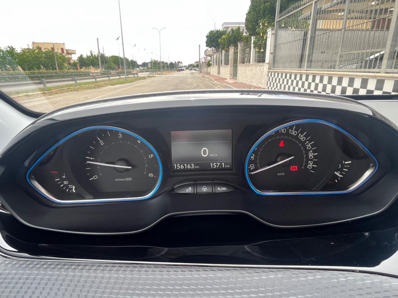 Peugeot 2008 BlueHDi Allure Unipro 2017