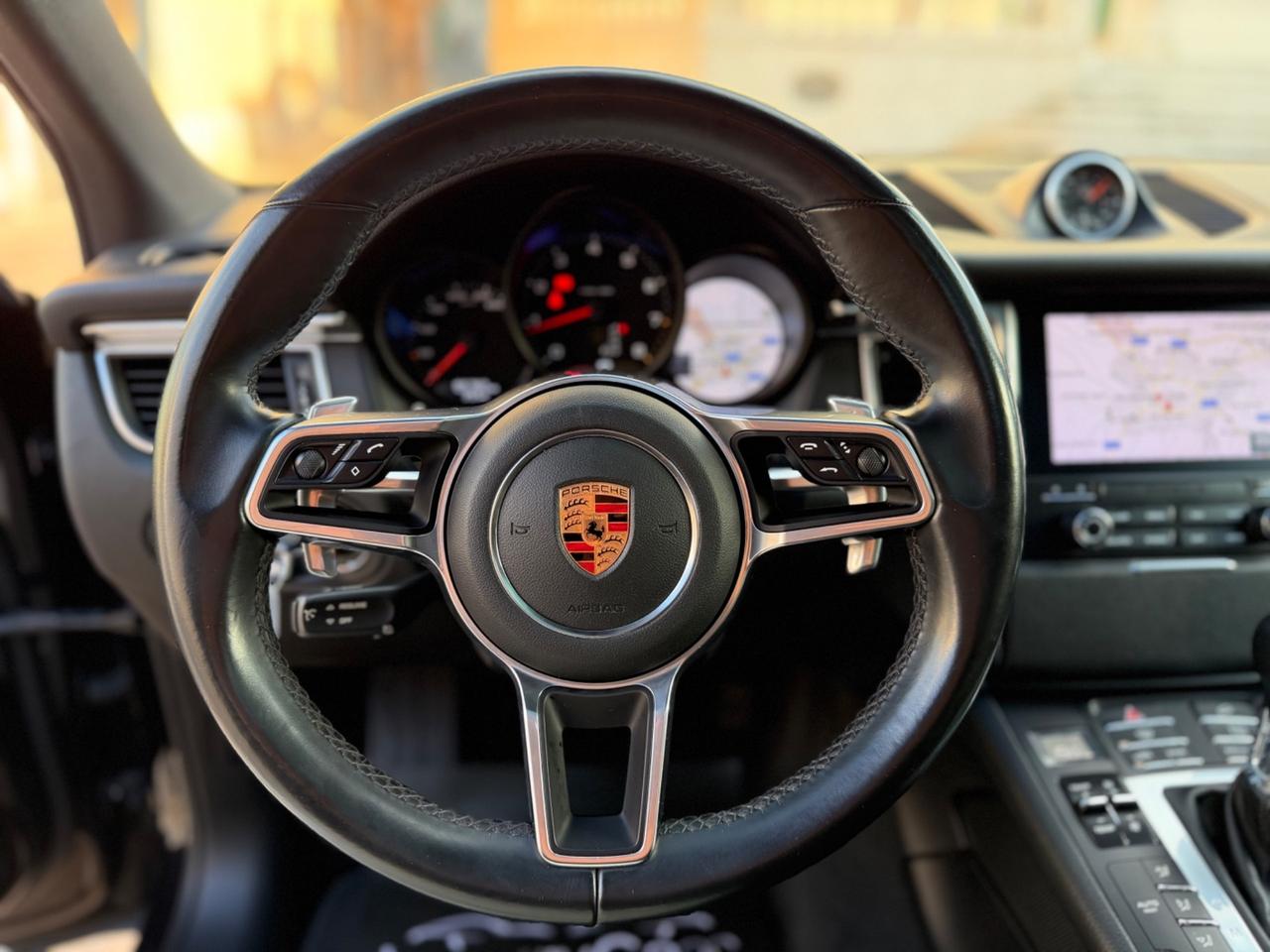 Porsche Macan 2.0 252 Cv PDK TETTO VENTILATI LED FULL