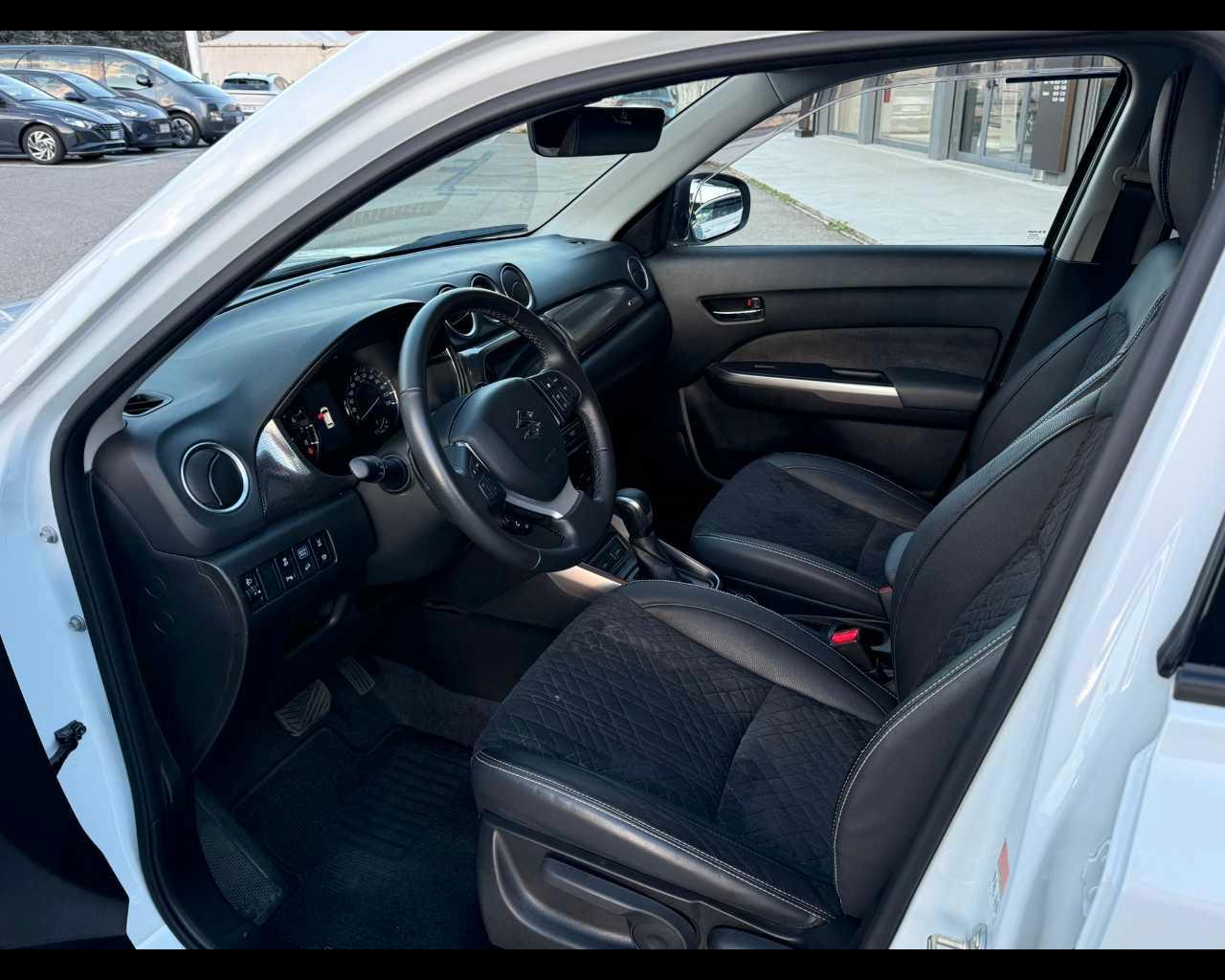 SUZUKI Vitara 1.5h 140v Starview 4wd