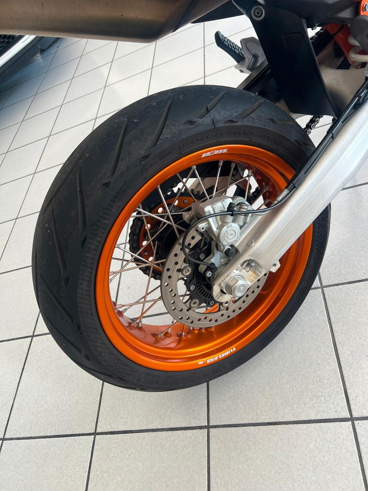 Ktm 690 SMC R