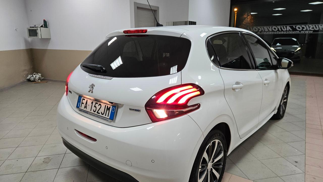 Peugeot 208 BlueHDi 100 S&S 5 porte GT Line