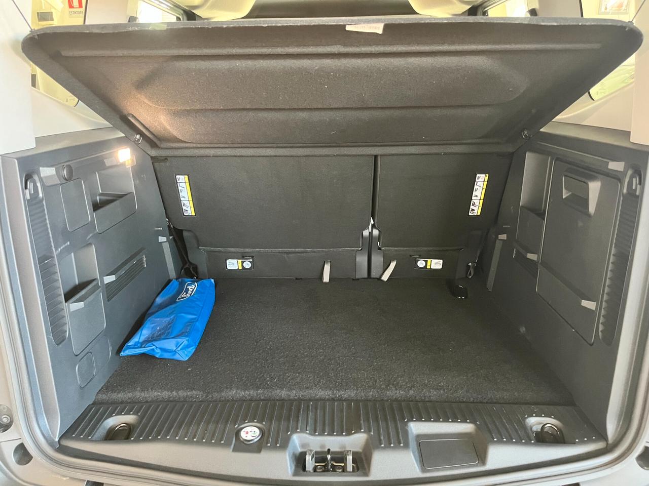 Ford Tourneo Courier Tourneo Courier 1.0 EcoBoost Titanium
