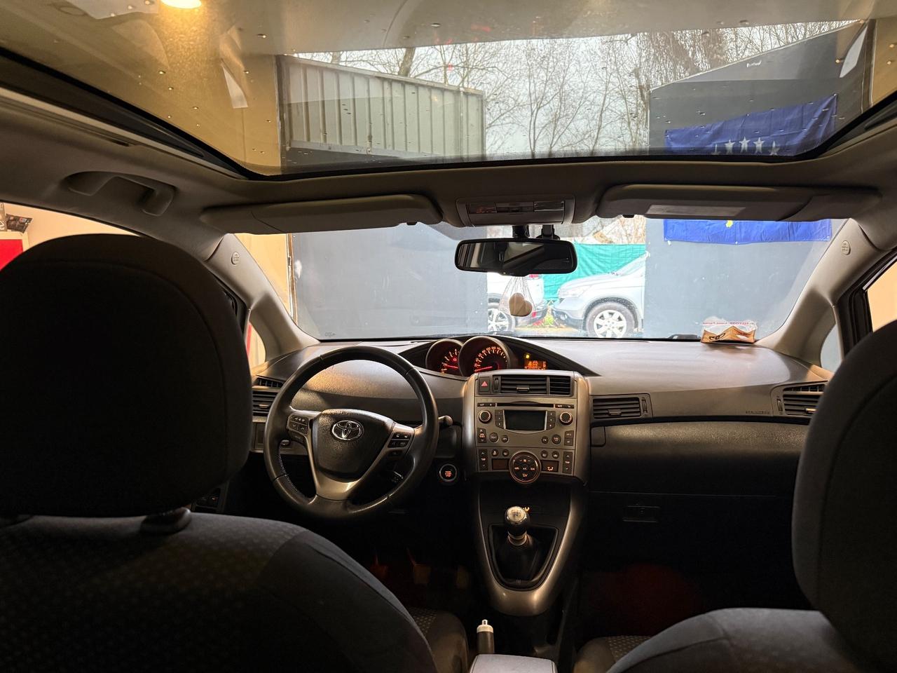Toyota Verso 2.0 DIESEL anno 2009