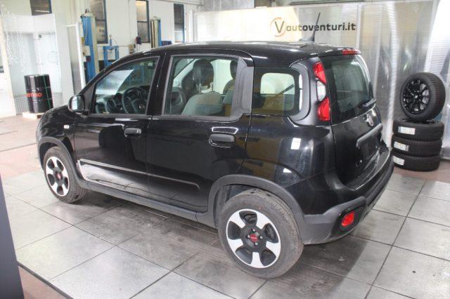 FIAT Panda 1000 HYBRID CITY CROSS PLUS 70 CV